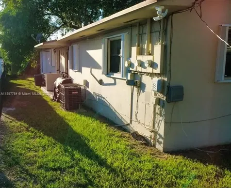 7534/7536 NW 4th Avenue Miami FL 33150