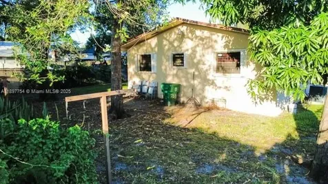 7534/7536 NW 4th Avenue Miami FL 33150