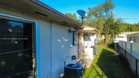 7534/7536 NW 4th Avenue Miami FL 33150