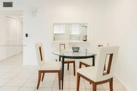 215 SE 3rd Avenue Hallandale Beach FL 33009