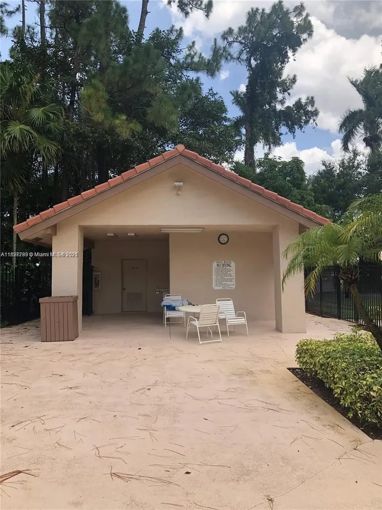 5800 Coach House Circle Boca Raton FL 33486