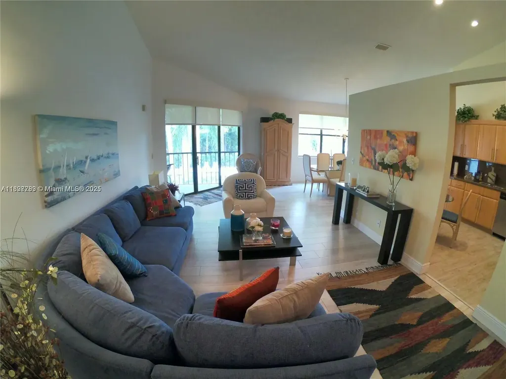 5800 Coach House Circle Boca Raton FL 33486