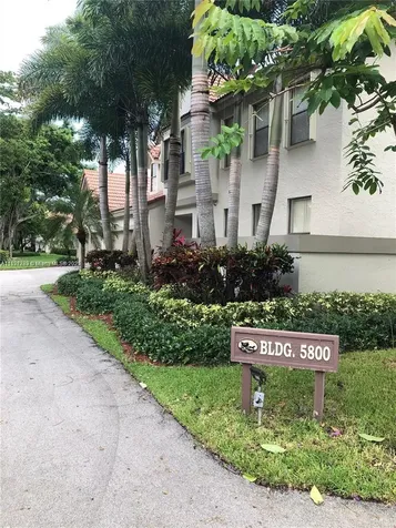 5800 Coach House Circle Boca Raton FL 33486