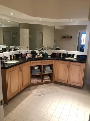 5800 Coach House Circle Boca Raton FL 33486