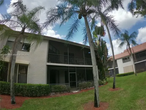 5800 Coach House Circle Boca Raton FL 33486