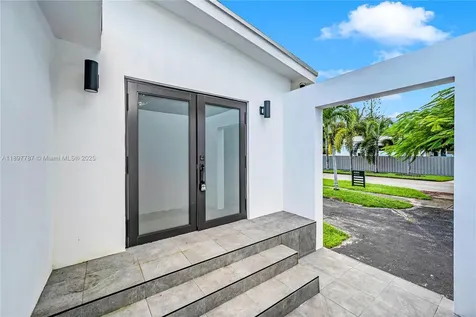 3051 SW 84th Court Miami FL 33155