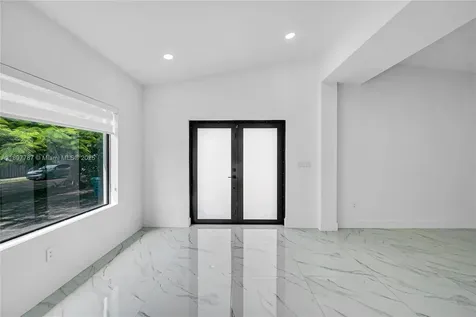3051 SW 84th Court Miami FL 33155
