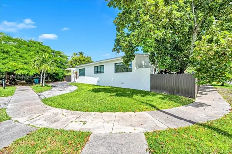 3051 SW 84th Court Miami FL 33155