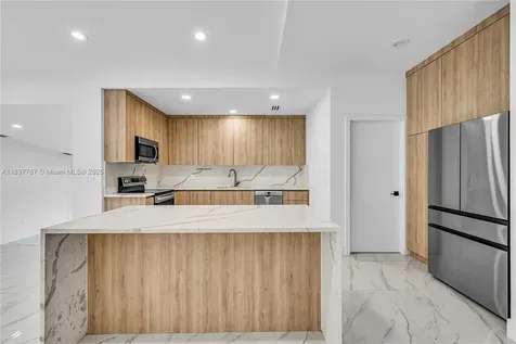 3051 SW 84th Court Miami FL 33155