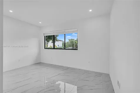 3051 SW 84th Court Miami FL 33155