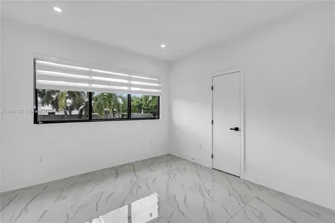 3051 SW 84th Court Miami FL 33155