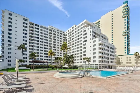 5005 Collins Avenue Miami Beach FL 33140