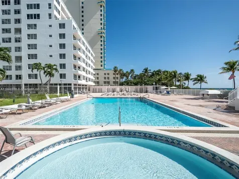 5005 Collins Avenue Miami Beach FL 33140