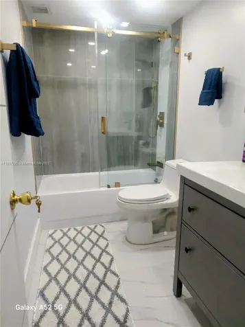 5005 Collins Avenue Miami Beach FL 33140