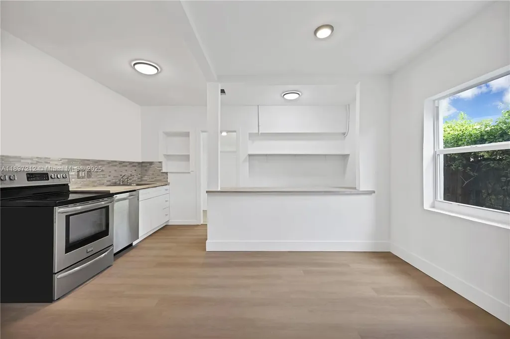 1127 NW 2nd Avenue Fort Lauderdale FL 33311