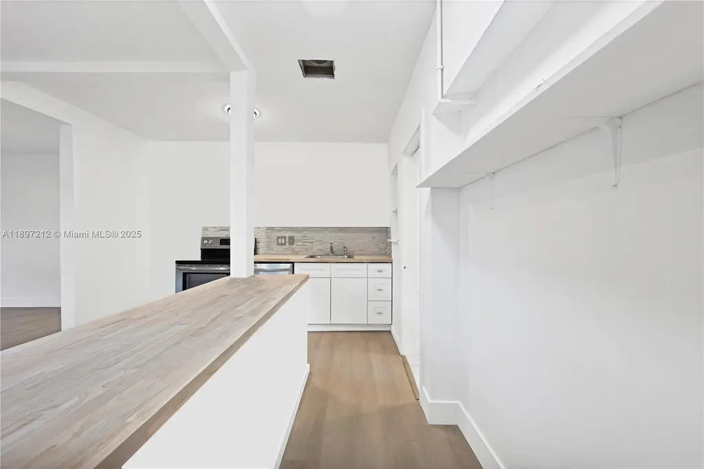 1127 NW 2nd Avenue Fort Lauderdale FL 33311