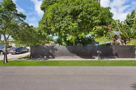 1127 NW 2nd Avenue Fort Lauderdale FL 33311