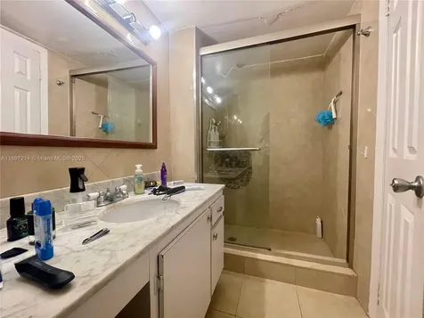 2750 NE 183rd Street Aventura FL 33160