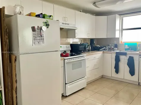 2750 NE 183rd Street Aventura FL 33160