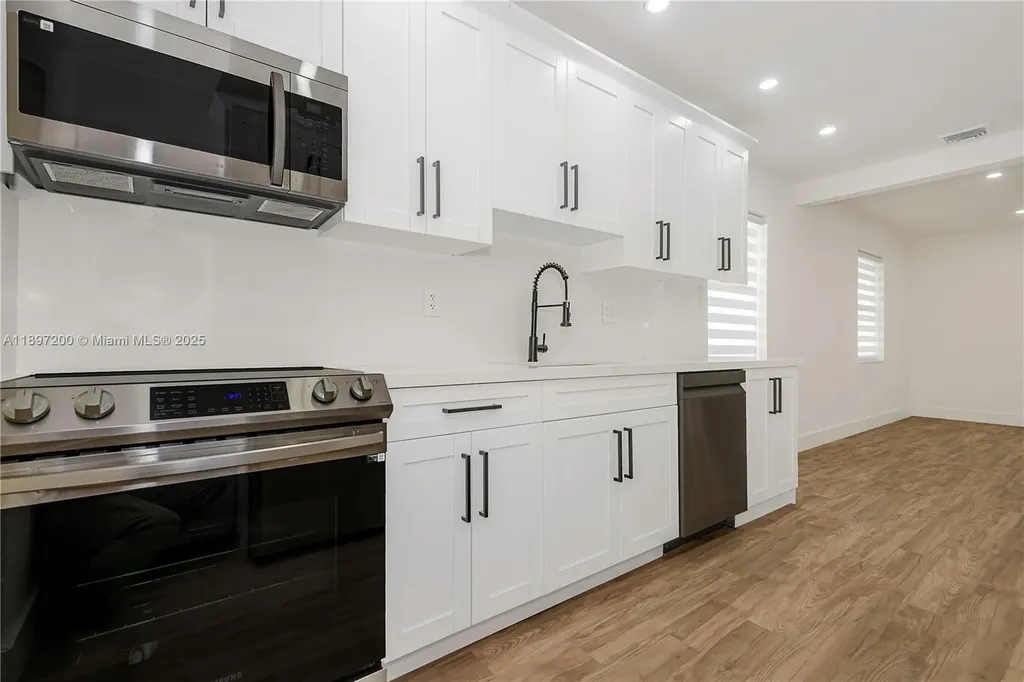 1421 NW 1st Avenue Fort Lauderdale FL 33311