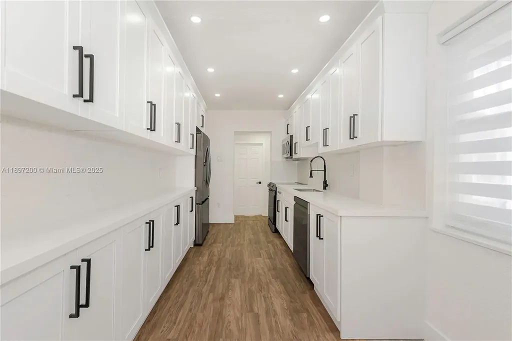 1421 NW 1st Avenue Fort Lauderdale FL 33311