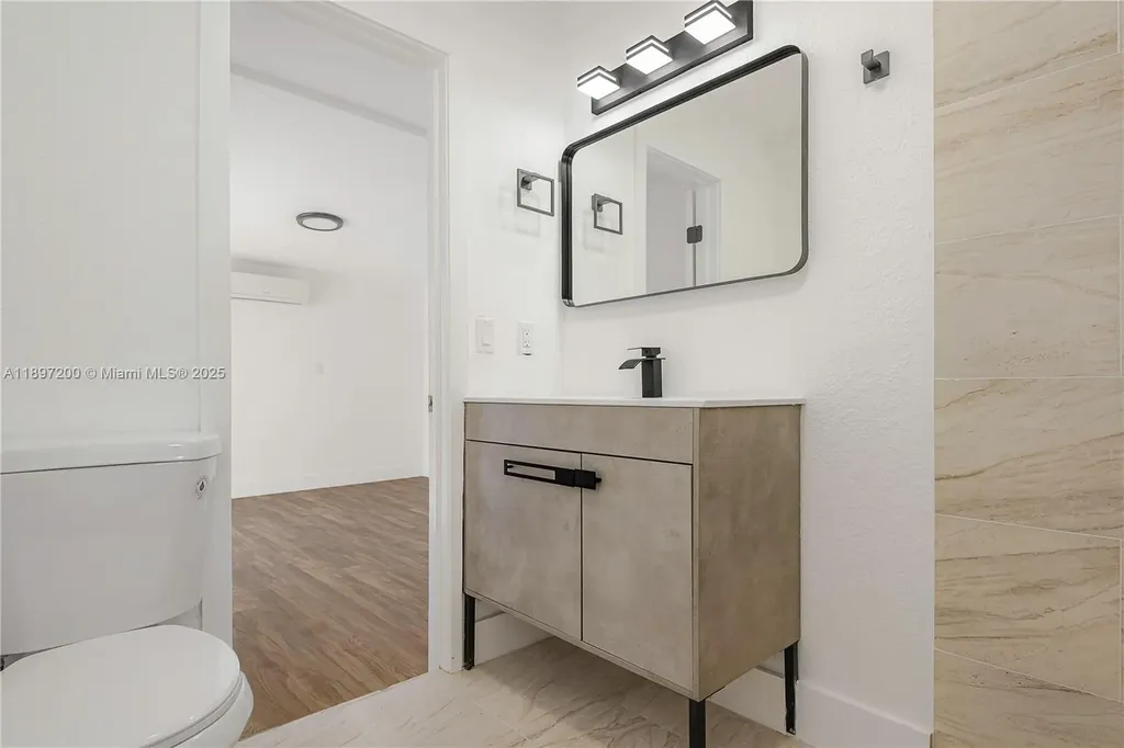 1421 NW 1st Avenue Fort Lauderdale FL 33311