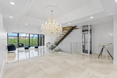 6124 Paradise Point Drive Palmetto Bay FL 33157