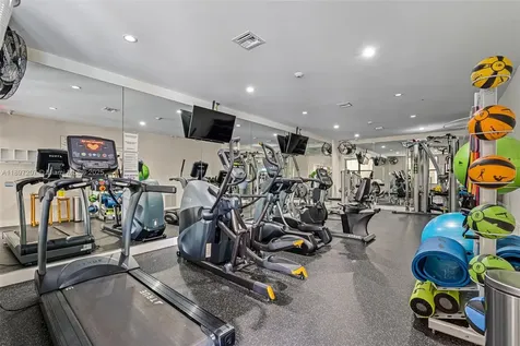 6124 Paradise Point Drive Palmetto Bay FL 33157