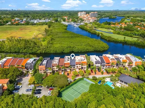 6124 Paradise Point Drive Palmetto Bay FL 33157