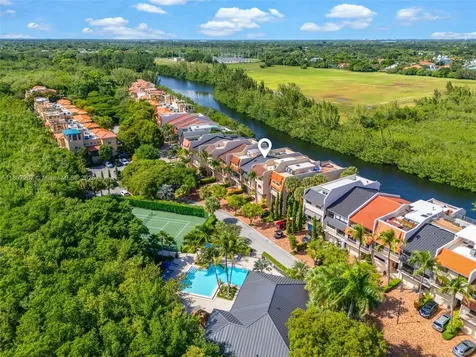 6124 Paradise Point Drive Palmetto Bay FL 33157