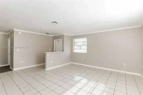 381 NE 164th Street Miami FL 33162