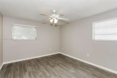 381 NE 164th Street Miami FL 33162