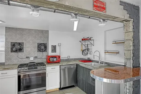 213 E 25th Street Riviera Beach FL 33404