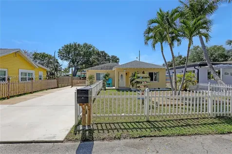 213 E 25th Street Riviera Beach FL 33404