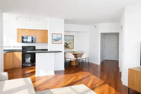 1330 West Avenue Miami Beach FL 33139