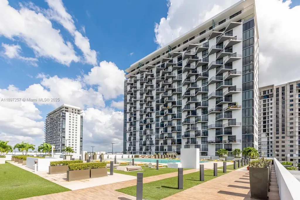 5300 Paseo Boulevard Doral FL 33166