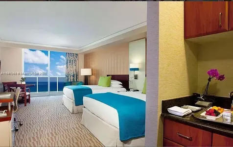 18001 Collins Sunny Isles Beach FL 33160
