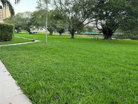 8315 SW 72nd Avenue Miami FL 33143