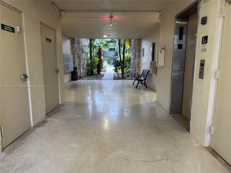 8315 SW 72nd Avenue Miami FL 33143