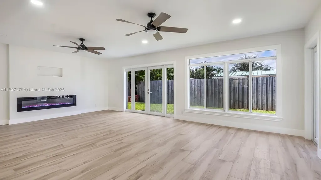 5713 NE 17th Terrace Fort Lauderdale FL 33334