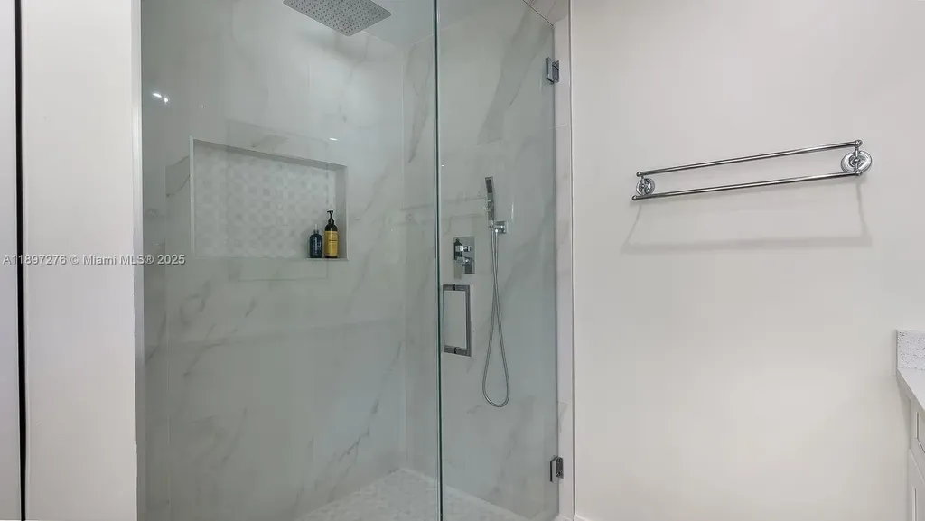 5713 NE 17th Terrace Fort Lauderdale FL 33334