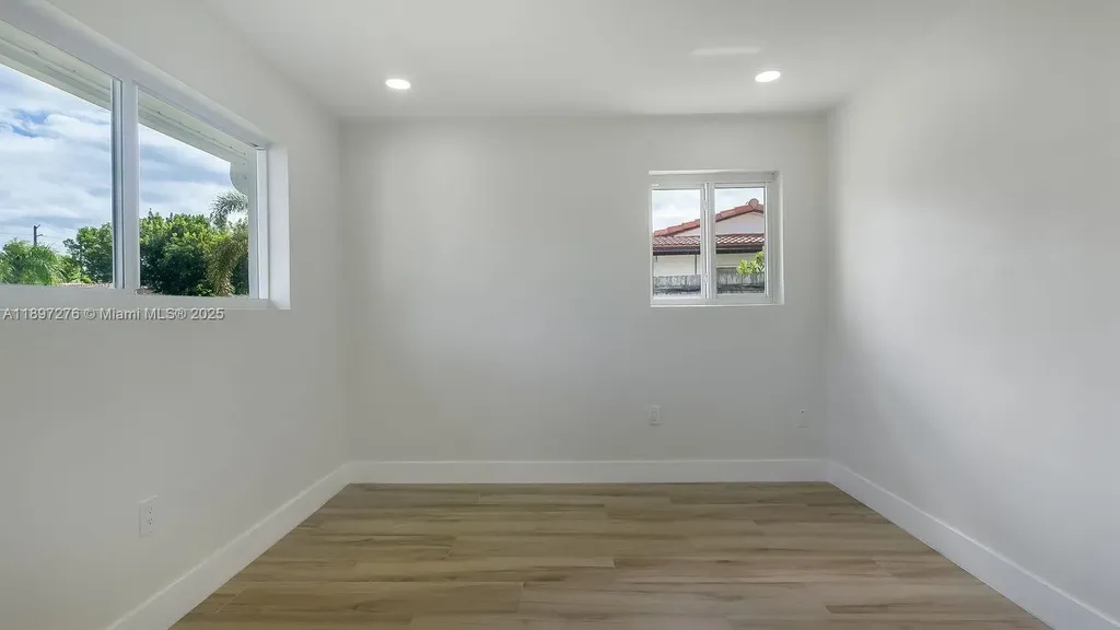 5713 NE 17th Terrace Fort Lauderdale FL 33334