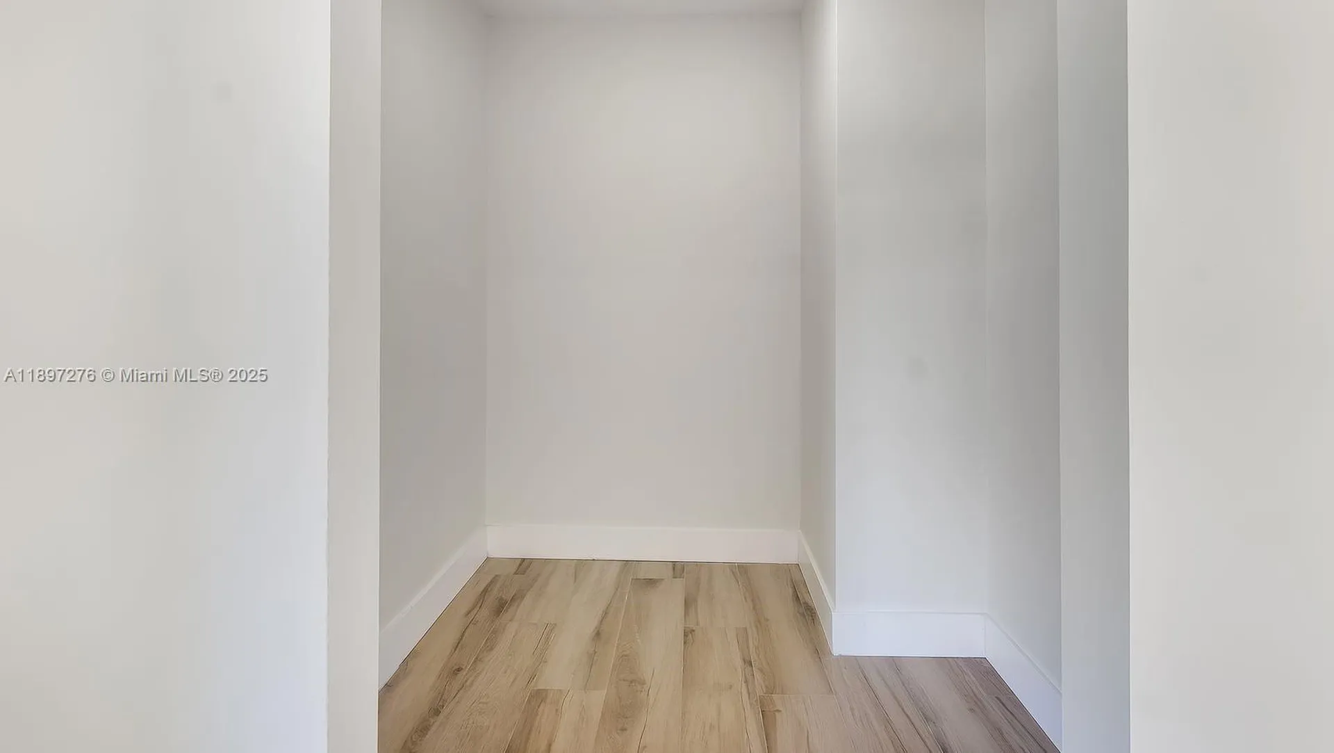 5713 NE 17th Terrace Fort Lauderdale FL 33334