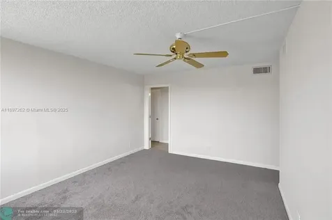 7051 Environ Boulevard Lauderhill FL 33319