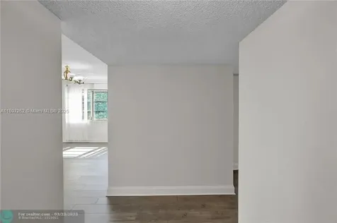 7051 Environ Boulevard Lauderhill FL 33319