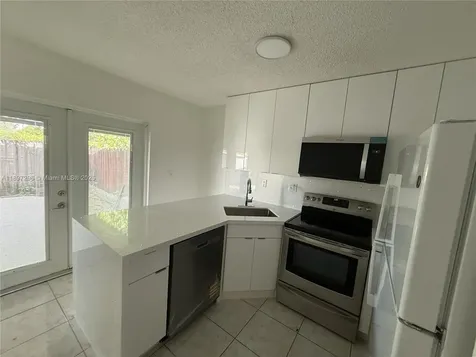 18942 NW 86th Court Hialeah FL 33015