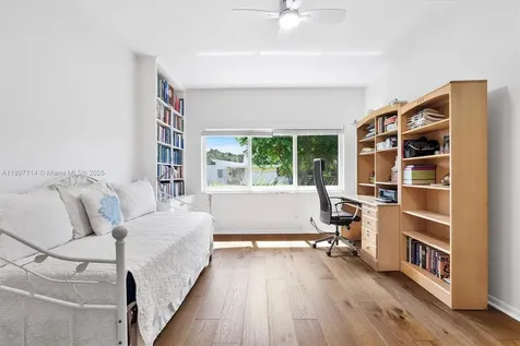 9800 NE 13th Avenue Miami Shores FL 33138