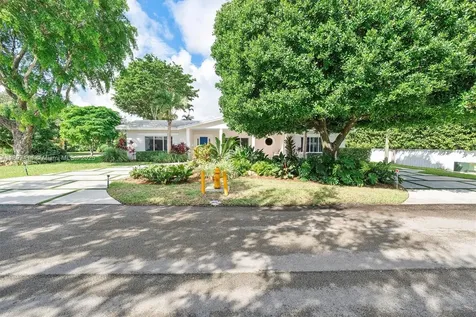 9800 NE 13th Avenue Miami Shores FL 33138