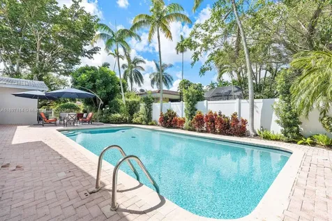 9800 NE 13th Avenue Miami Shores FL 33138
