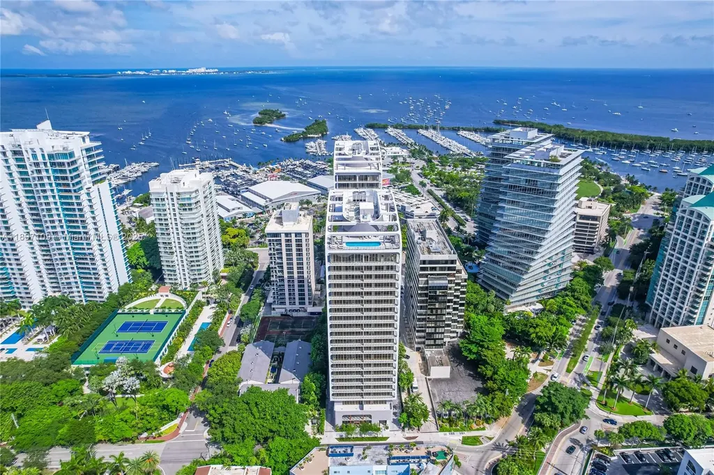 2655 S Bayshore Coconut Grove FL 33133